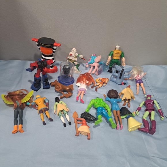 VTG Mixed Fast Food Toy Lot Action Figs Disney Marvel Scooby Transformers Hulk - Picture 2 of 4